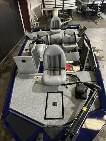 Slide: The Image of G3 Sportsman 1710 PFX W/Yamaha 90 HP "SHO" 2024 - 6