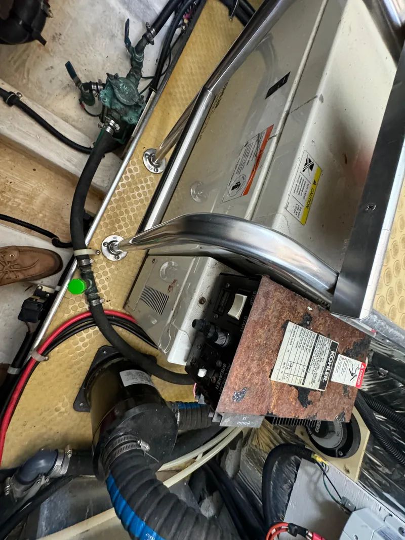 Slide: The Image of Larson 330 2004 - 61