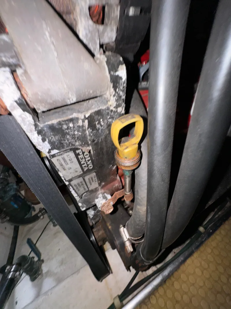 Slide: The Image of Larson 330 2004 - 63