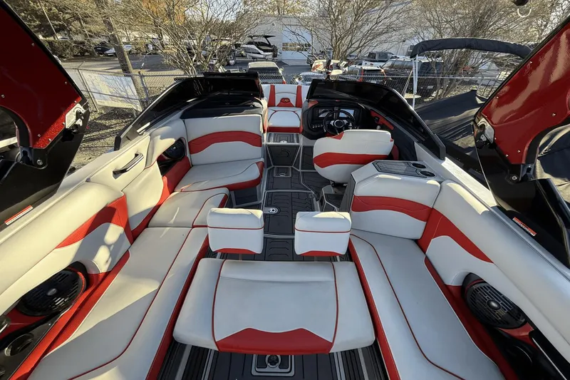 Slide: The Image of Centurion Ri257 2018 - 54