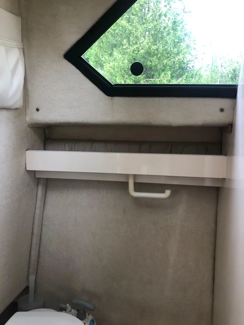 Slide: The Image of Bayliner 2452 Ciera Express 1997 - 57