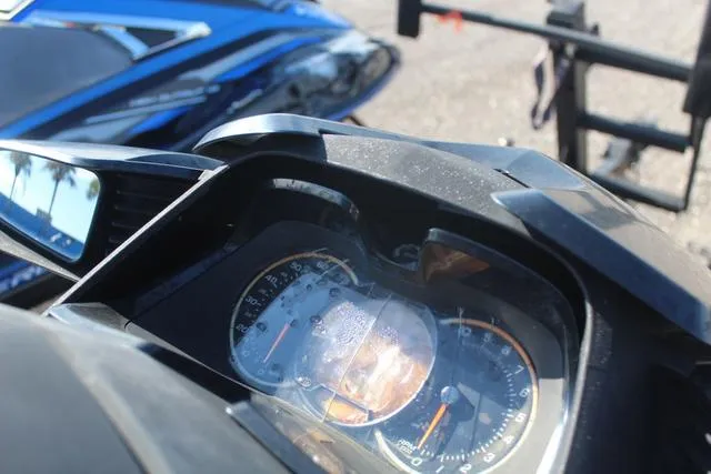 Slide: The Image of Sea-Doo GTX Limited S™ 260 2017 - 5