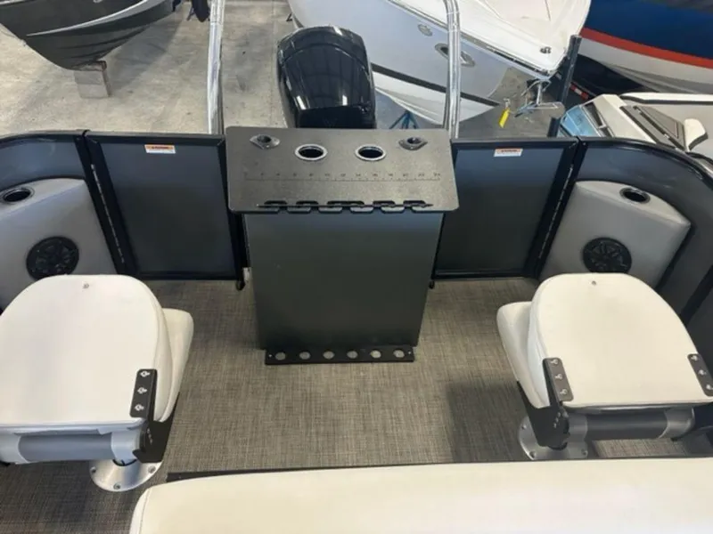 Slide: The Image of Misty Harbor L22R 2021 - 8