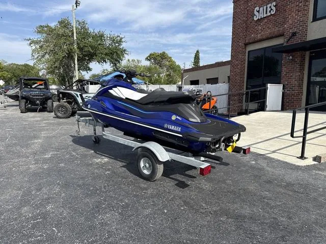 Slide: The Image of Yamaha GP SVHO-RACING BLUE 2024 - 6