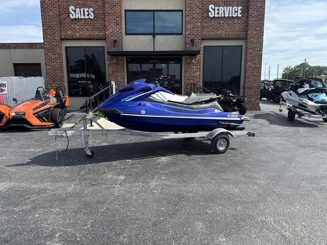 Slide: The Image of Yamaha GP SVHO-RACING BLUE 2024 - 1