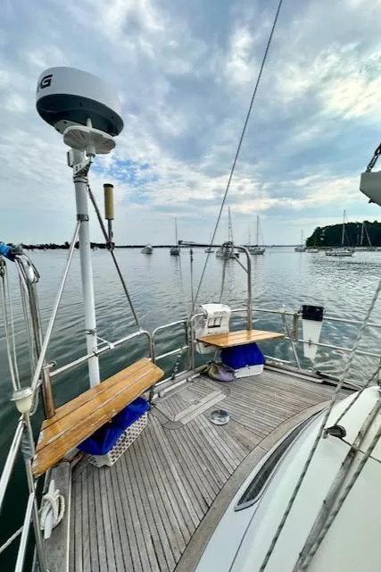 Slide: The Image of Sailboat deck view on calm water, Vilm 116, 2002 model. - 41