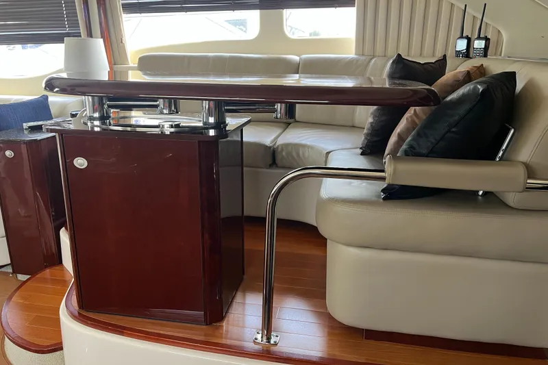 Slide: The Image of Sea Ray 52 Sedan Bridge 2007 - 50