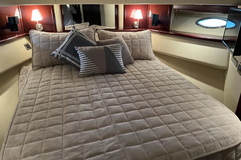 Slide: The Image of Sea Ray 52 Sedan Bridge 2007 - 60