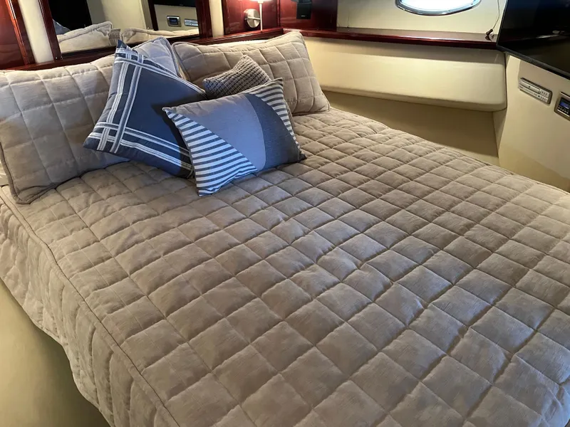 Slide: The Image of Sea Ray 52 Sedan Bridge 2007 - 61