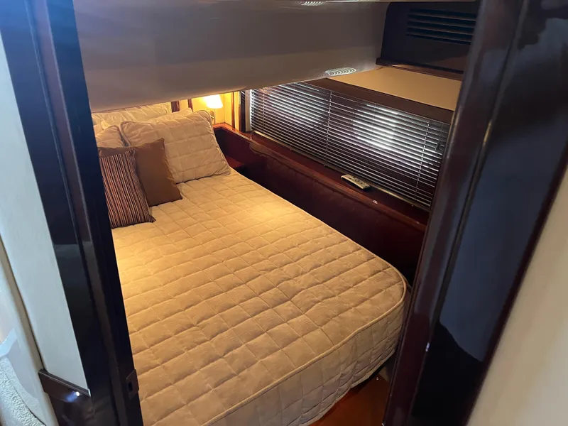 Slide: The Image of Sea Ray 52 Sedan Bridge 2007 - 72