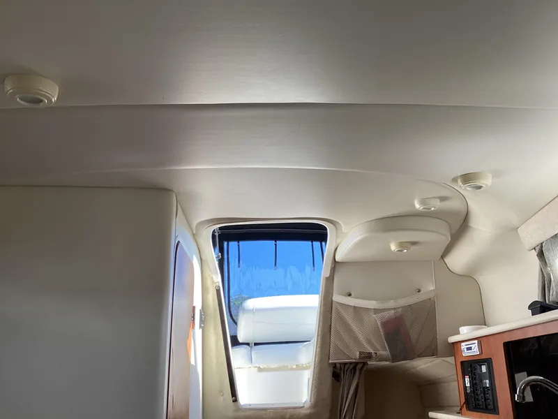 Slide: The Image of Interior cabin of a 2004 Bayliner 2655 Ciera boat. - 23
