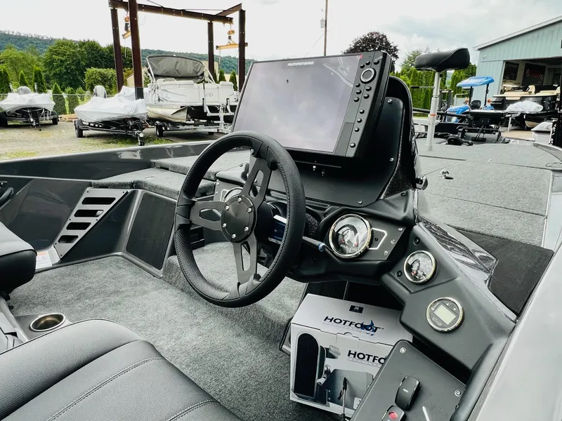 Slide: The Image of Skeeter ZXR 21 2025 - 16