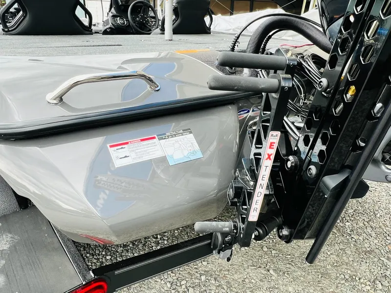 Slide: The Image of Skeeter ZXR 21 2025 - 42