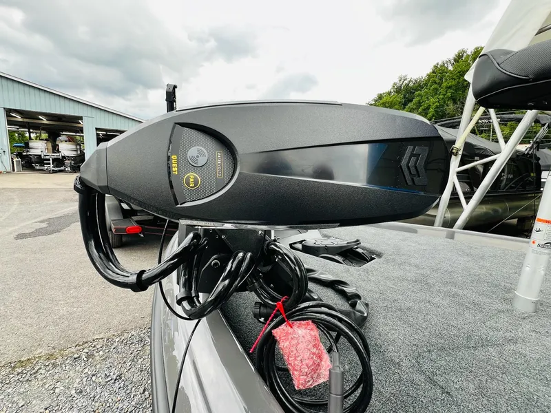 Slide: The Image of Skeeter ZXR 21 2025 - 6