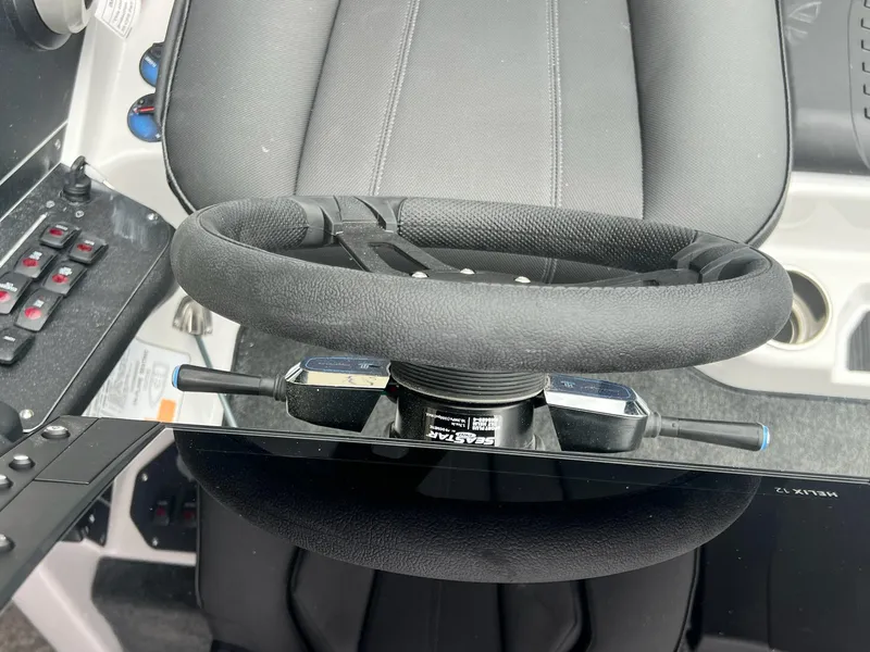 Slide: The Image of Skeeter ZXR20 2025 - 28