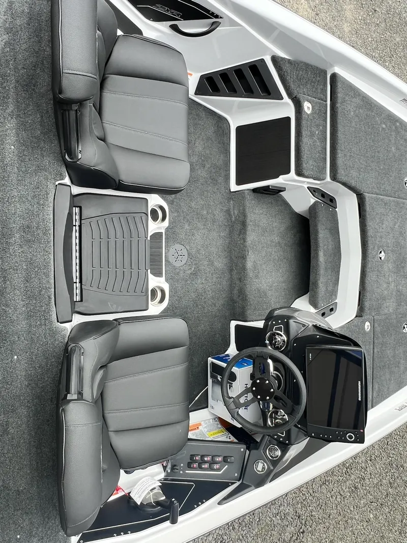 Slide: The Image of Skeeter ZXR20 2025 - 34