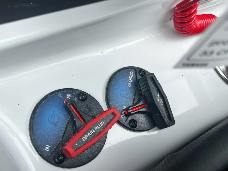 Slide: The Image of Skeeter ZXR20 2025 - 39