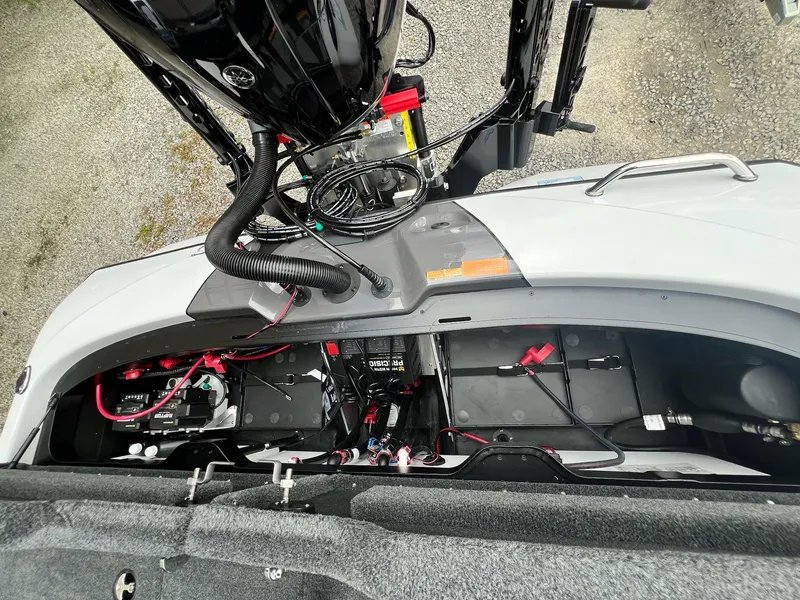 Slide: The Image of Skeeter ZXR20 2025 - 8