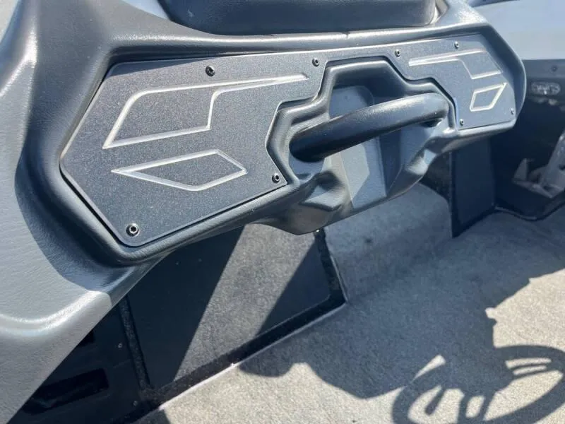 Slide: The Image of 2016 Skeeter ZX 250 boat interior dashboard close-up. - 35