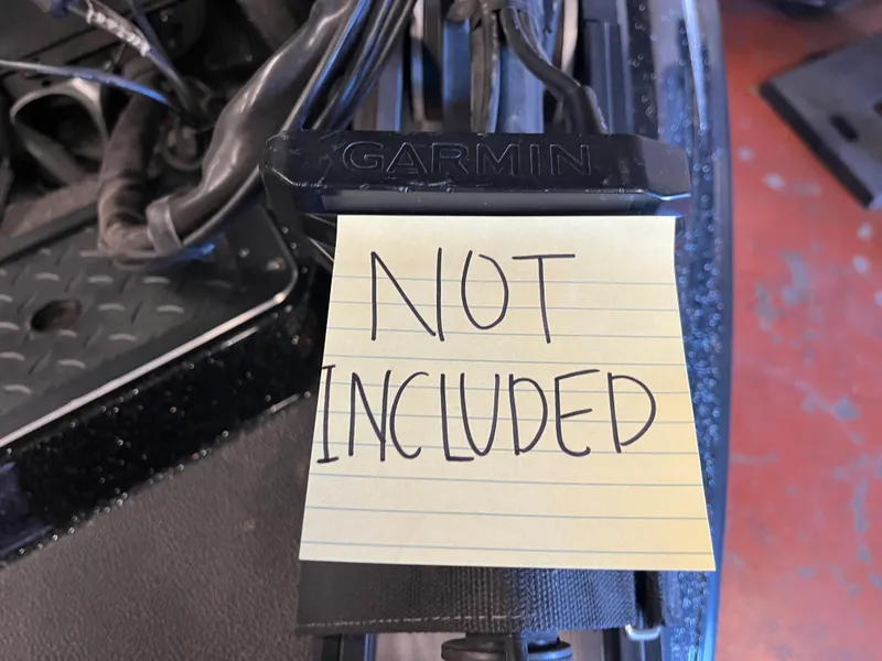 Slide: The Image of Garmin device with "Not Included" note on Skeeter ZX 250, 2016 model. - 4