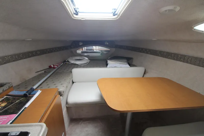 Slide: The Image of Wellcraft 2600 Martinique 2000 - 18