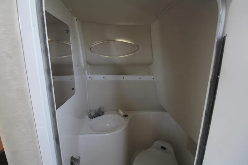 Slide: The Image of Wellcraft 2600 Martinique 2000 - 26