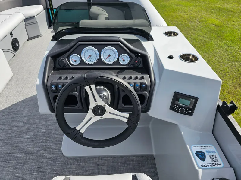 Slide: The Image of 2025 Bentley Legacy 243 Navigator Tritoon (Sport 3) - 18