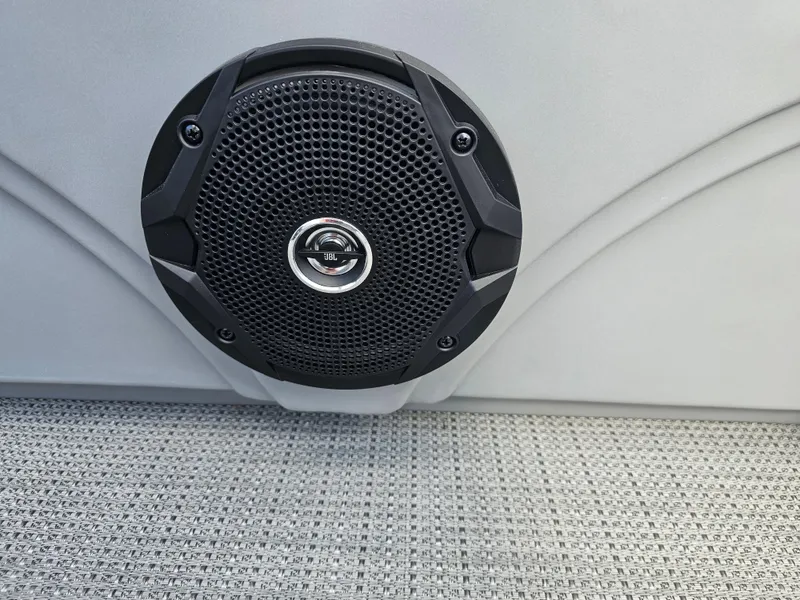 Slide: The Image of 2025 Bentley Legacy 243 Navigator Tritoon (Sport 3) - 23