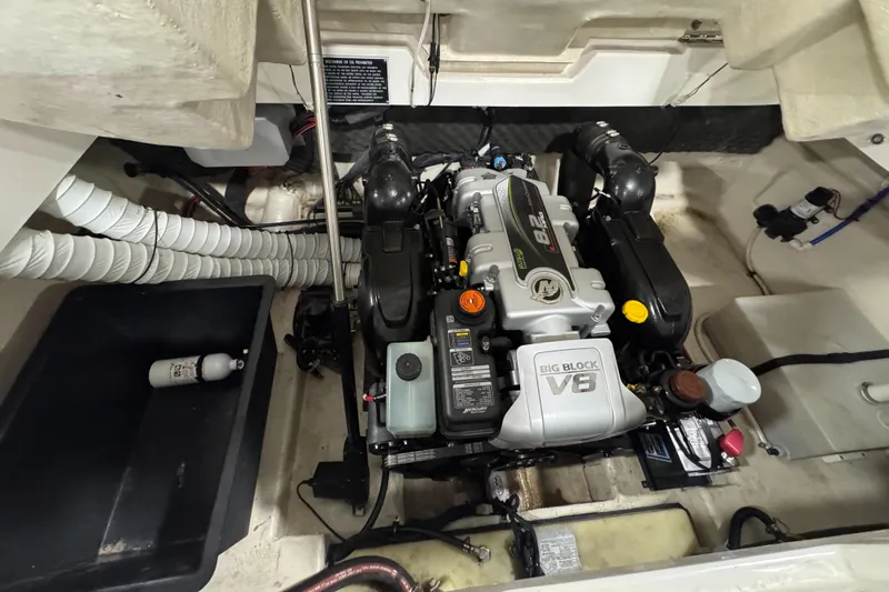 Slide: The Image of Rinker 276 Captiva Bowrider 2013 - 52