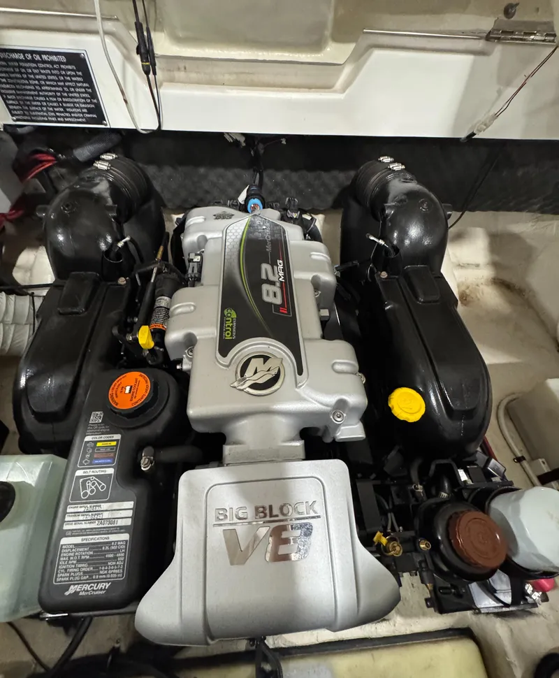 Slide: The Image of Rinker 276 Captiva Bowrider 2013 - 53