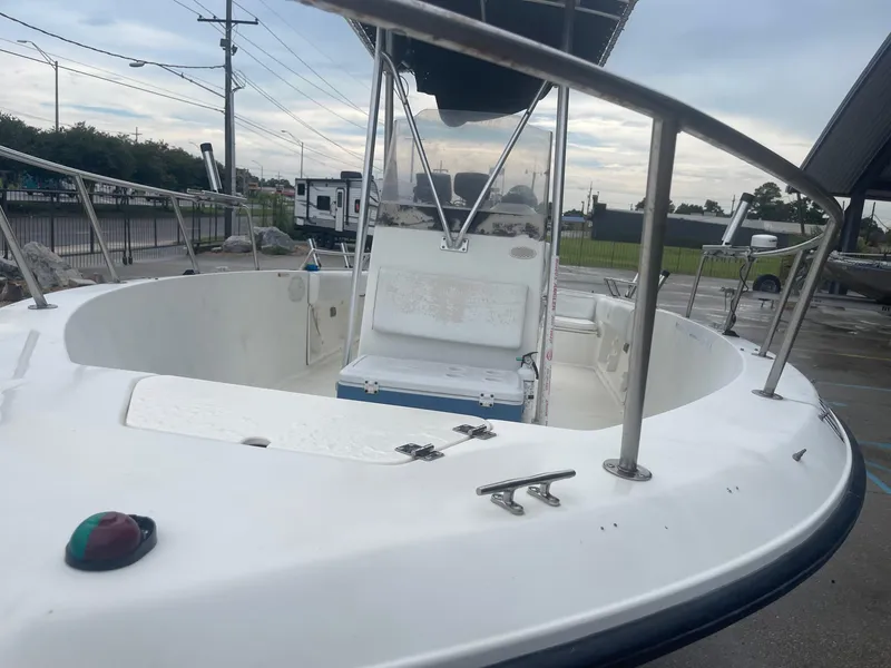 Slide: The Image of 2000 Hydra-Sports 212 Seahorse boat with open deck and center console. - 9