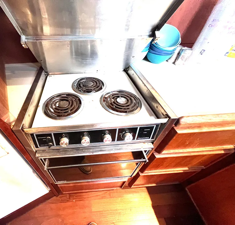 Slide: The Image of Chris-Craft Corinthian 480 1986 - 56