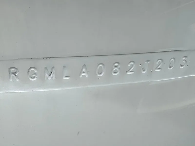Slide: The Image of Hull identification number on 2003 Regal Commodore 3860 boat. - 7
