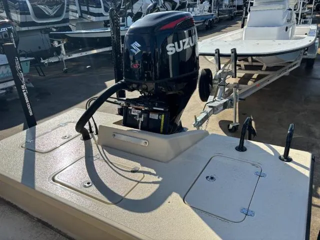 Slide: The Image of Majek M2 ILLUSION 2024 - 6