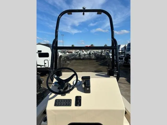 Slide: The Image of Majek M2 ILLUSION 2024 - 7