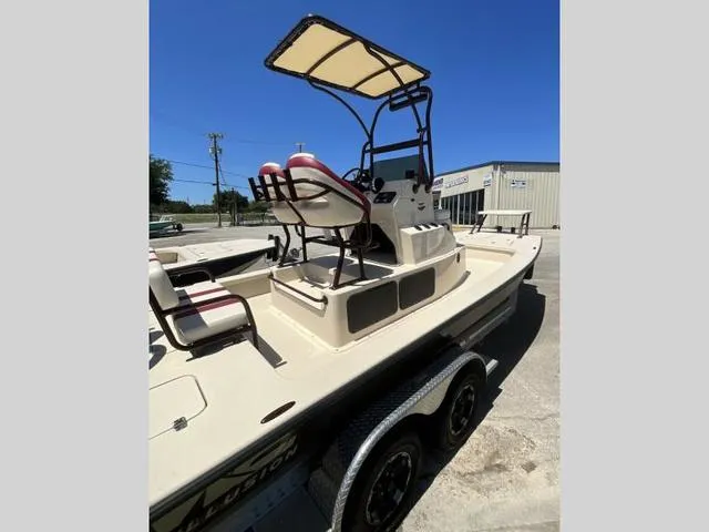 Slide: The Image of Majek M2 ILLUSION 2024 - 3