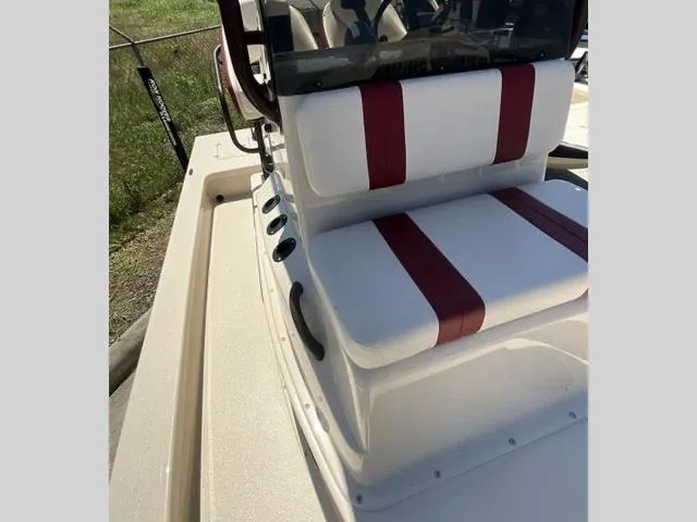 Slide: The Image of Majek M2 ILLUSION 2024 - 9