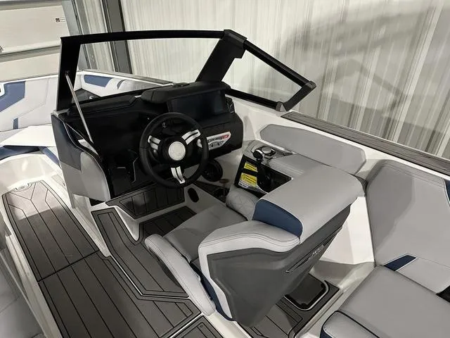Slide: The Image of Nautique Super Air Nautique GS20 2025 - 14