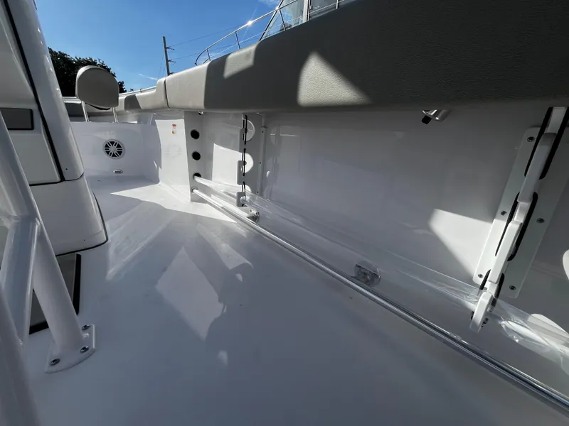 Slide: The Image of Sportsman Heritage 231 Center Console 2024 - 18