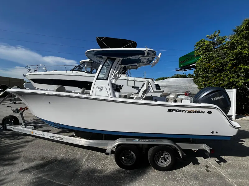 Slide: The Image of Sportsman Heritage 231 Center Console 2024 - 5