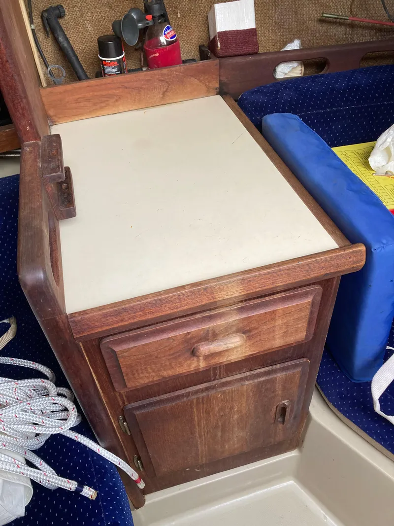 Slide: The Image of O'Day 28 1985 - 14