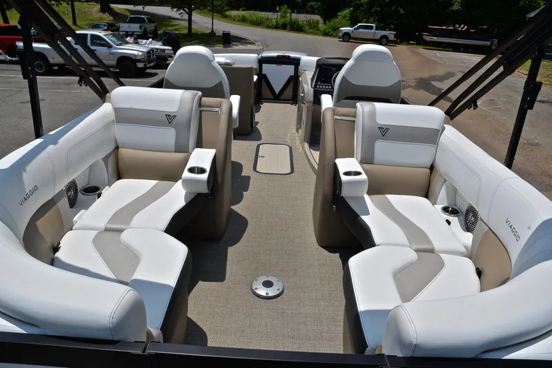 Slide: The Image of 2023 Viaggio Diamante 23 U Platinum boat interior with luxurious seating and modern design. - 18