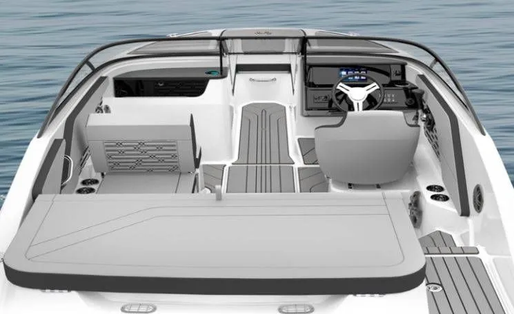 Slide: The Image of Sea Ray 190SPO 2025 - 3