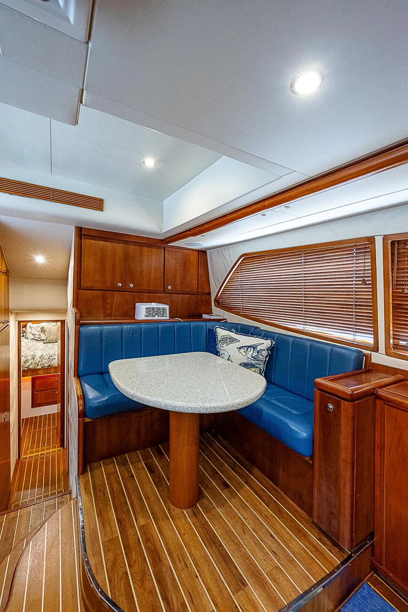 Slide: The Image of Bertram 450 Convertible 2005 - 54