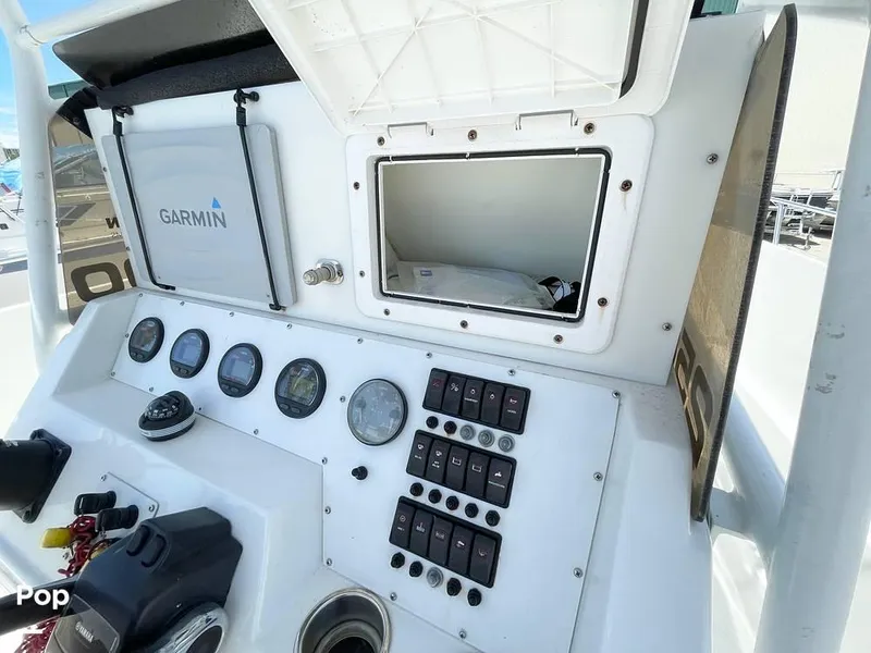 Slide: The Image of 1991 Pro-Line 2500 Sportsman for sale in Villa Rica, GA - 20