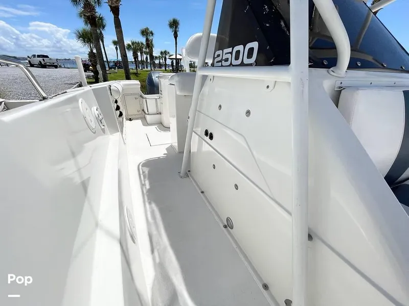 Slide: The Image of 1991 Pro-Line 2500 Sportsman for sale in Villa Rica, GA - 44