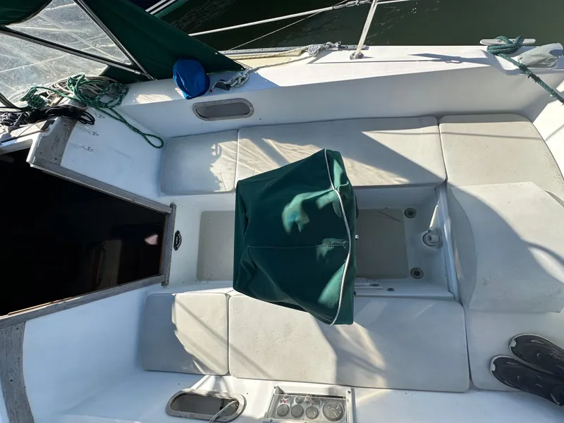 Slide: The Image of Catalina 30 1983 - 58