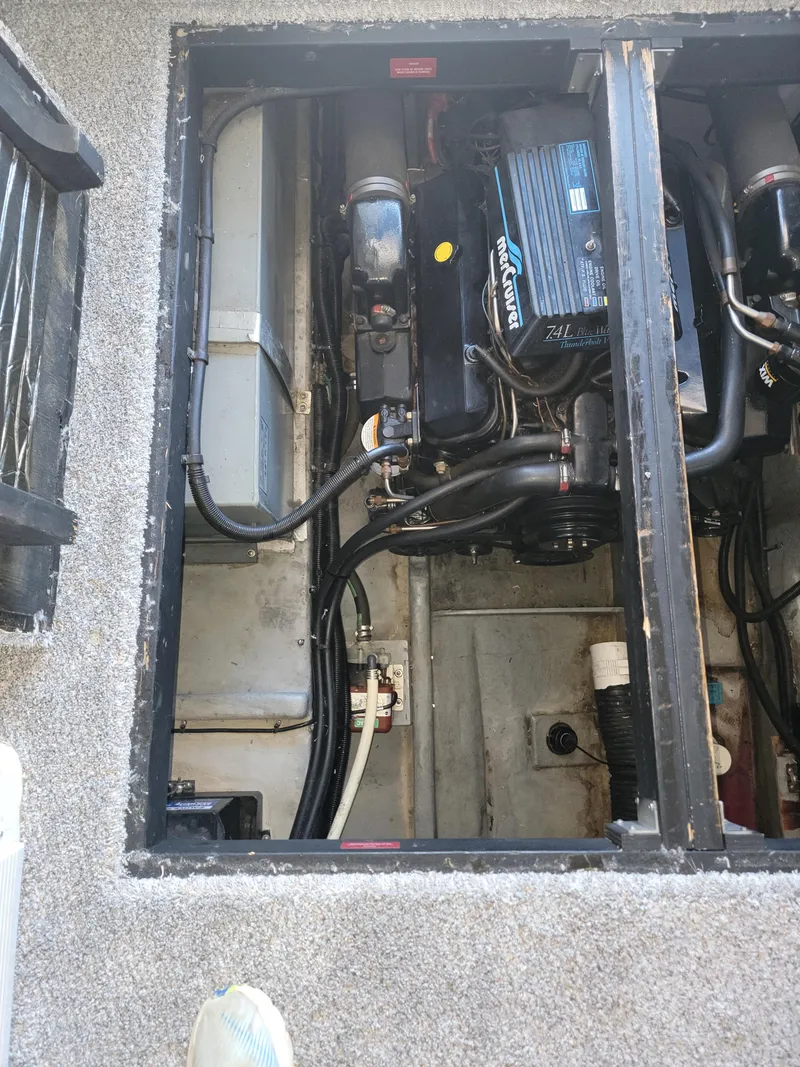 Slide: The Image of Sea Ray 370 Sedan Bridge 1996 - 52