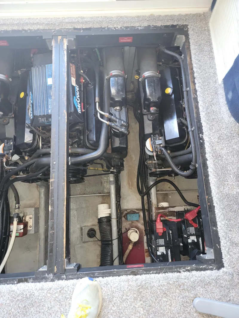 Slide: The Image of Sea Ray 370 Sedan Bridge 1996 - 53