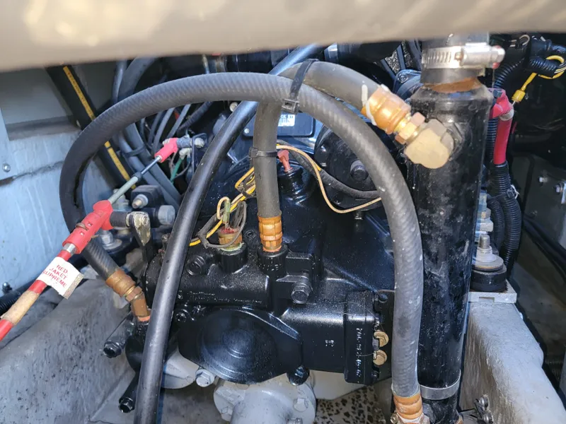 Slide: The Image of Sea Ray 370 Sedan Bridge 1996 - 71